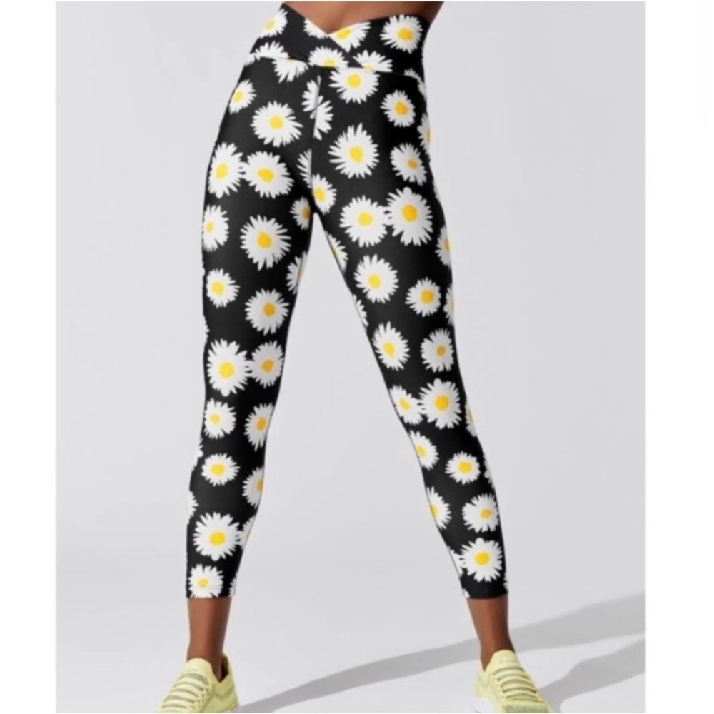NWOT Year of Ours (Anthropologie)- Daisy Flower Leggings- Size L